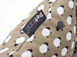 Petface Sheep Oval Bed -PetJoy Shop 5a1c3214e1ad55.43710462