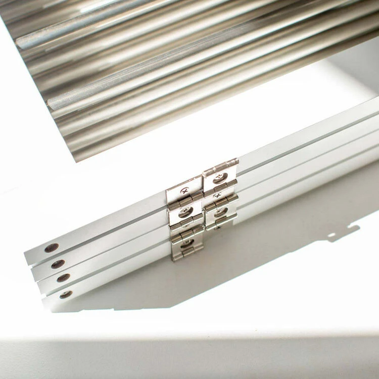 Lords & Labradors White Wooden Dog Gate 5 Lords & Labradors White Wooden Dog Gate - Image 3