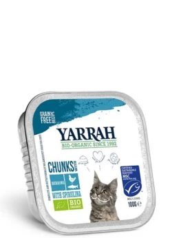 16 X Yarrah Organic Cat Grain Free Chunks Fish With Spirulina 100g